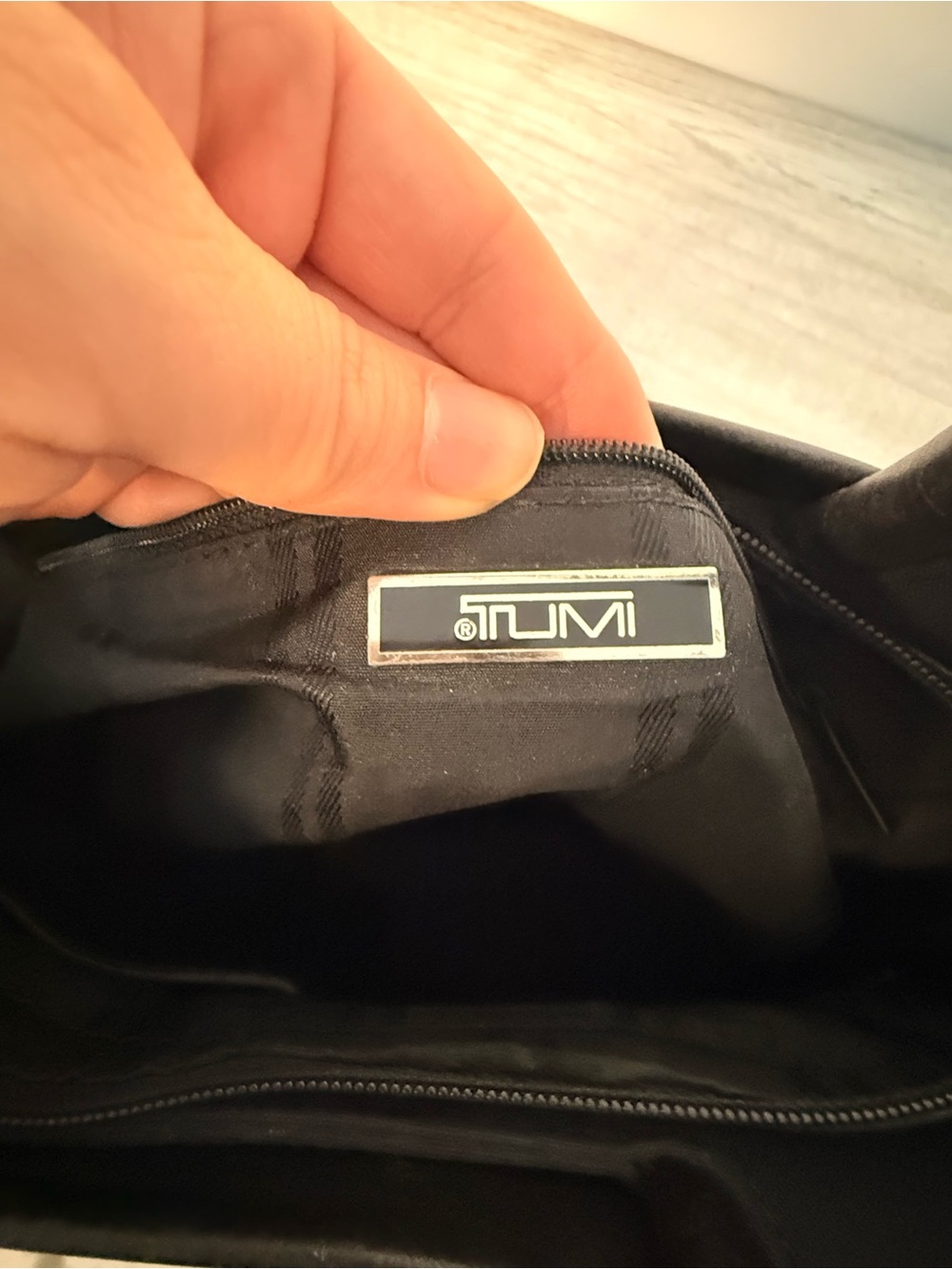 Tumi Black Leather & Neoprene Everyday Carryall Tote - Picture 3 of 8